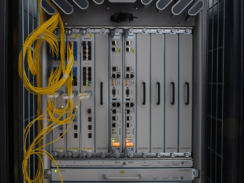 branchements de fibres optiques