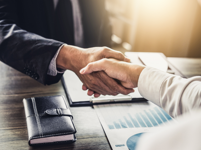 poignée de main professionnelle